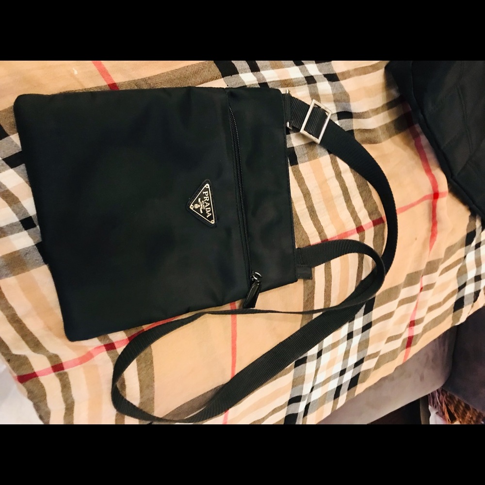 PRADA - Picture 10 of 11